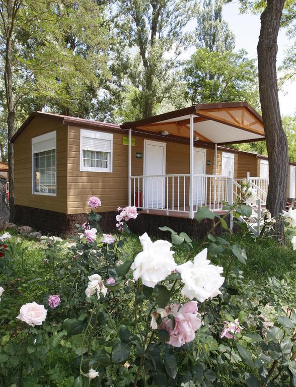 Camping Fuentes Blancas Burgo Habitación foto