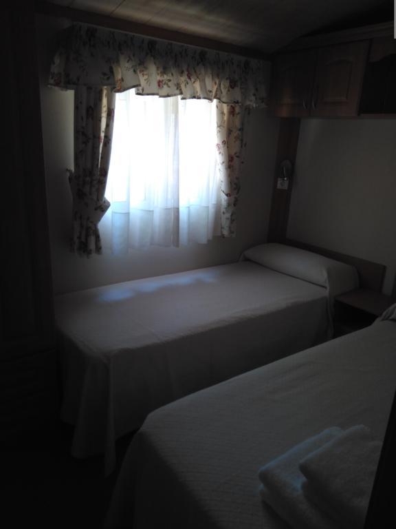 Camping Fuentes Blancas Burgo Exterior foto